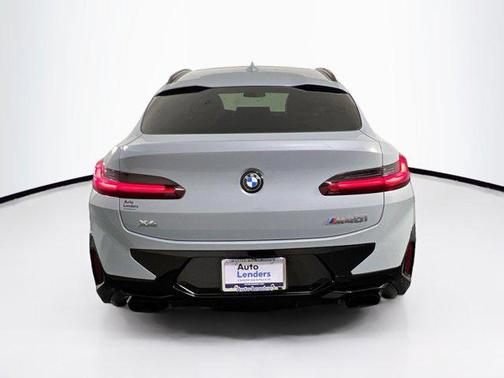 2022 BMW X4 M40i