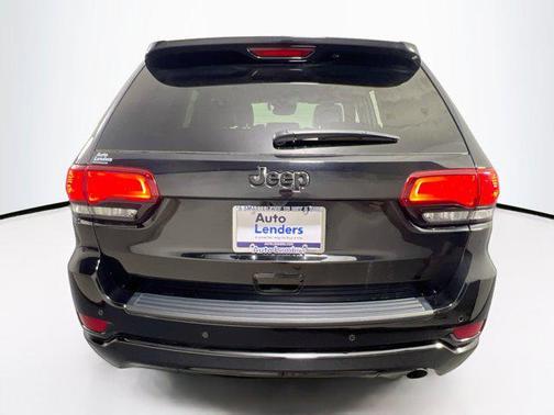 2022 Jeep Grand Cherokee Laredo