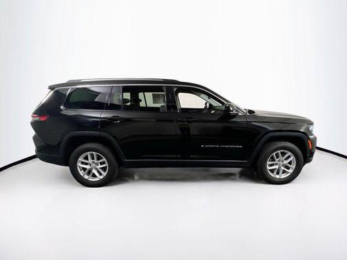 2021 Jeep Grand Cherokee L Laredo