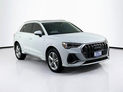 2022 Audi Q3 45 S line Premium Plus