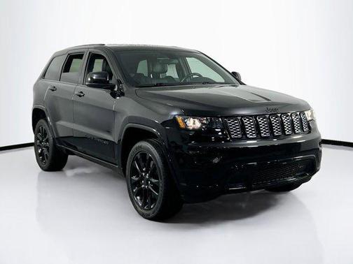 2021 Jeep Grand Cherokee Laredo