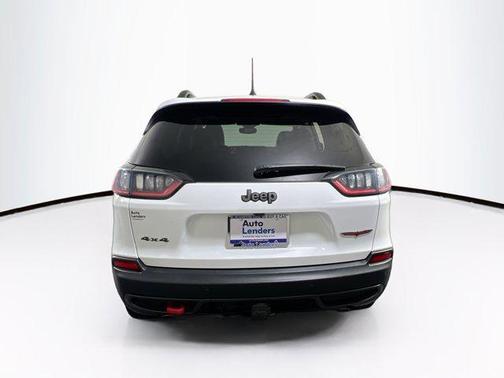 2022 Jeep Cherokee Trailhawk