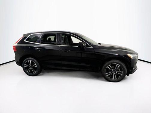 Onyx Black Metallic 2021 Volvo XC60 T5 Momentum