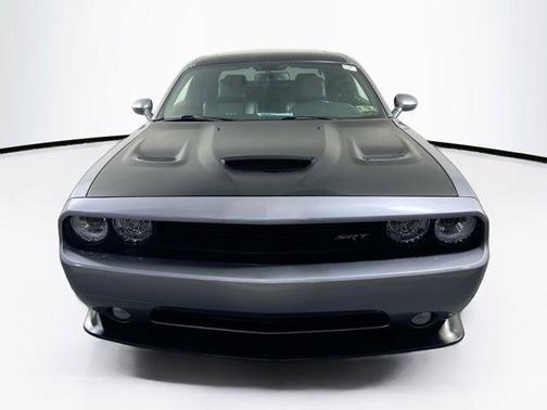 2014 Dodge Challenger SRT8