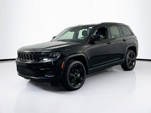 2022 Jeep Grand Cherokee Altitude