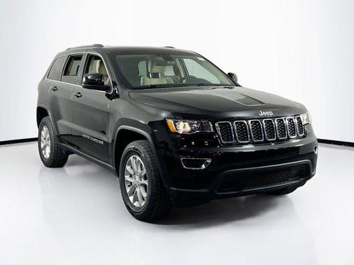 2021 Jeep Grand Cherokee Laredo