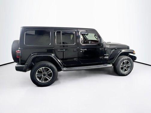 2023 Jeep Wrangler 4-Door Sahara 4x4