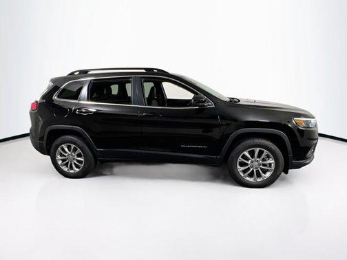 2022 Jeep Cherokee Latitude Lux