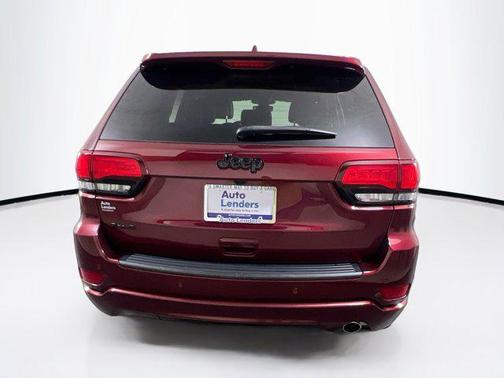 2022 Jeep Grand Cherokee Laredo