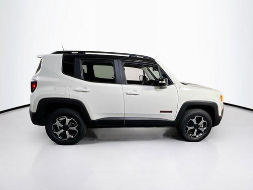 Alpine White Clearcoat 2022 Jeep Renegade Trailhawk