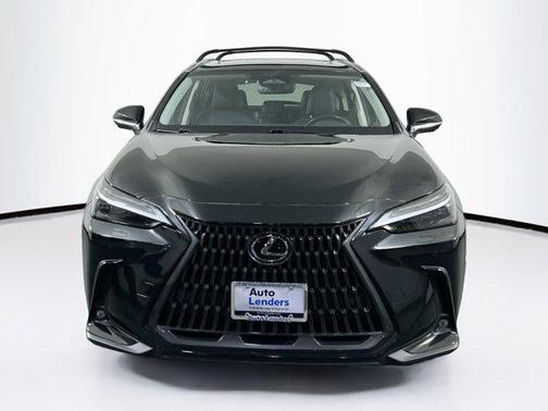 2022 Lexus NX 450h+ Luxury