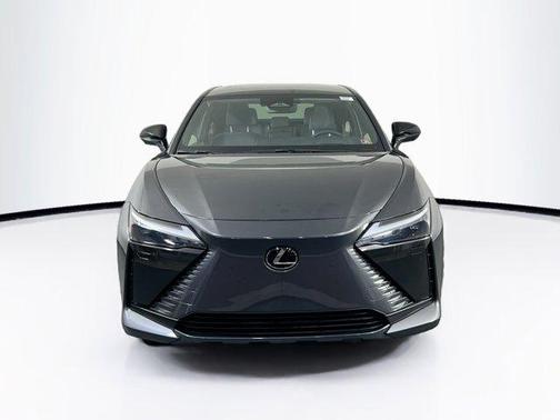 2023 Lexus RZ 450e Luxury