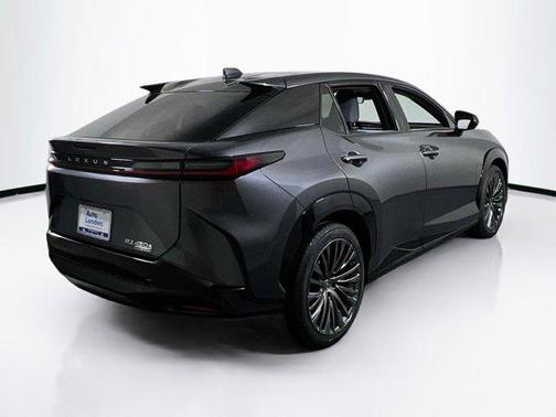 2023 Lexus RZ 450e Luxury