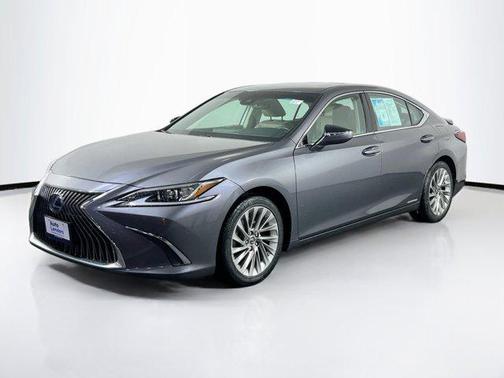 2020 Lexus ES 300h Luxury