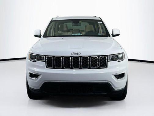 2022 Jeep Grand Cherokee Laredo
