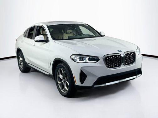 2022 BMW X4 xDrive30i