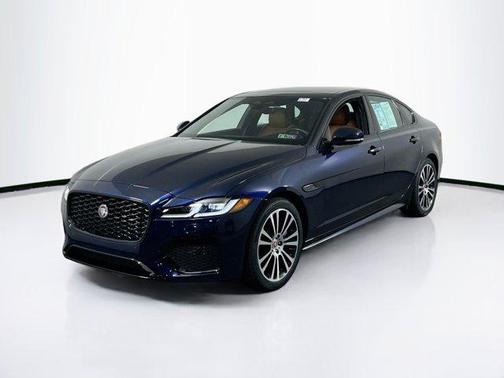 2022 Jaguar XF R-Dynamic SE P300 AWD Automatic