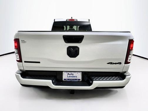 Bright White Clearcoat 2023 RAM 1500 Big Horn/Lone Star