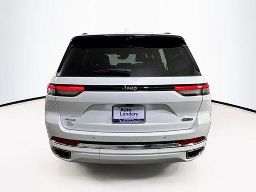 2022 Jeep Grand Cherokee Overland
