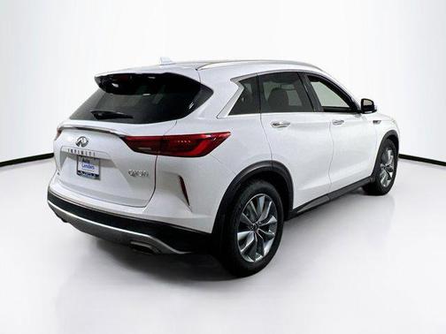 2021 INFINITI QX50 LUXE AWD