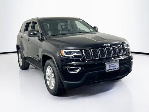 2022 Jeep Grand Cherokee Laredo