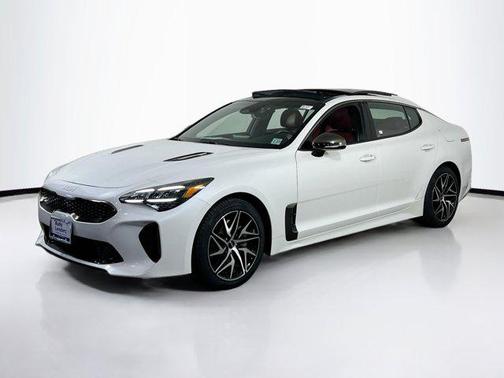 2022 Kia Stinger GT-Line