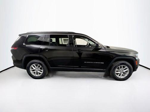 2021 Jeep Grand Cherokee L Laredo