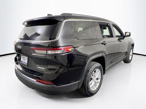 2021 Jeep Grand Cherokee L Laredo