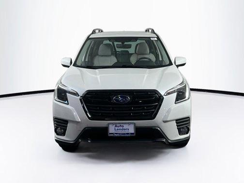 Crystal White Pearl 2023 Subaru Forester Premium