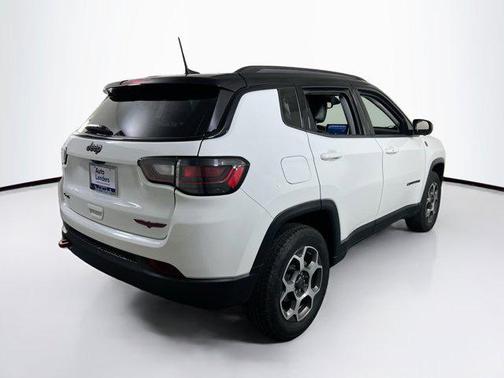 Bright White Clearcoat 2022 Jeep Compass Trailhawk