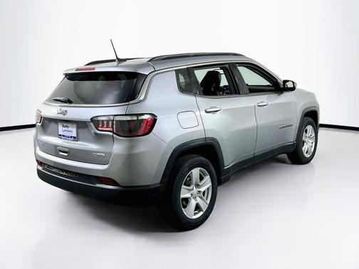 Billet Silver Metallic Clearcoat 2022 Jeep Compass Latitude