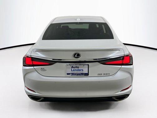 2022 Lexus ES 350 Base