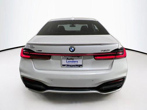 2020 BMW 750 i xDrive