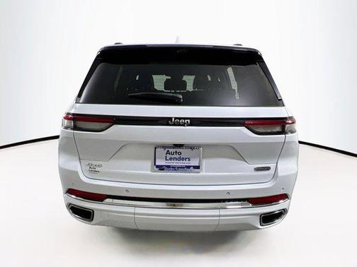 2022 Jeep Grand Cherokee Overland