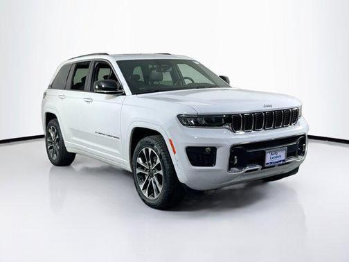 2022 Jeep Grand Cherokee Overland