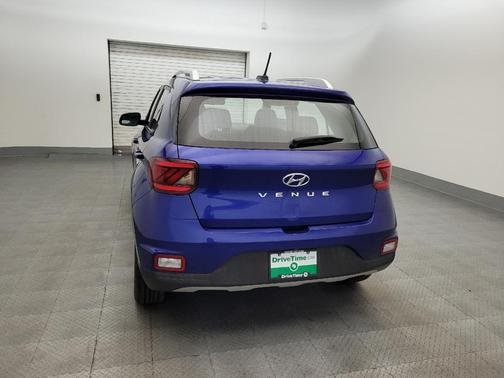 2023 Hyundai VENUE SEL