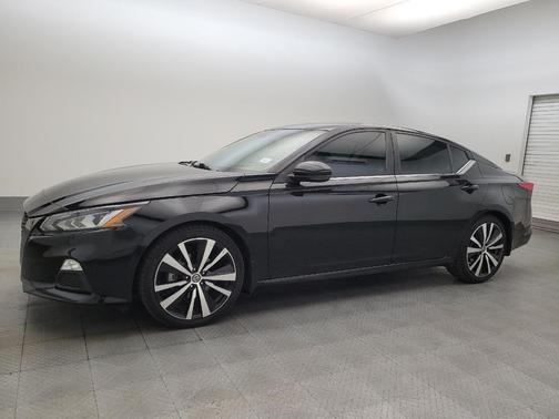 2020 Nissan Altima SR FWD