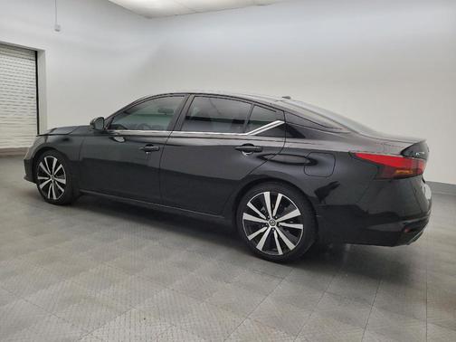 2020 Nissan Altima SR FWD