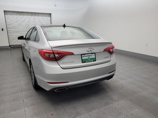 Symphony Silver 2016 Hyundai SONATA Limited