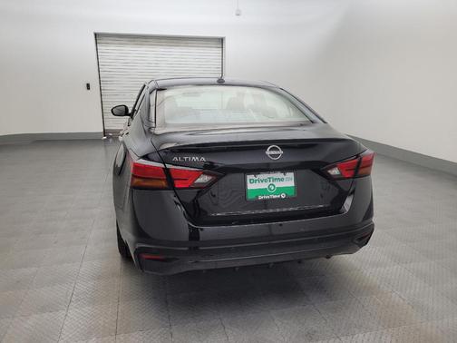 Super Black 2025 Nissan Altima 2.5 SV