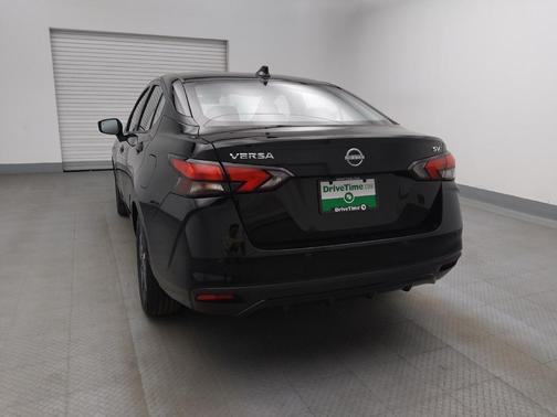 Super Black 2024 Nissan Versa 1.6 SV