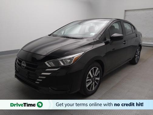 Super Black 2024 Nissan Versa 1.6 SV