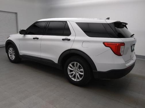Oxford White 2021 Ford Explorer