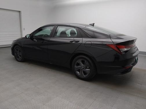 Phantom Black 2022 Hyundai ELANTRA SEL