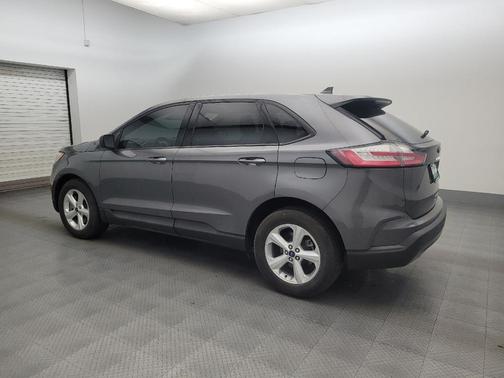 Gray 2021 Ford Edge SE