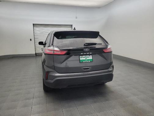 Gray 2021 Ford Edge SE