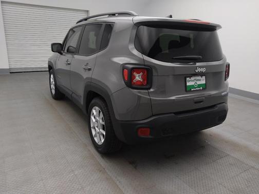 Sting-Gray Clearcoat 2021 Jeep Renegade Latitude