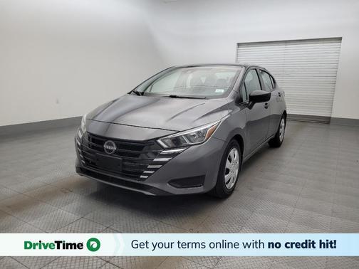 Gun Metallic 2024 Nissan Versa 1.6 S