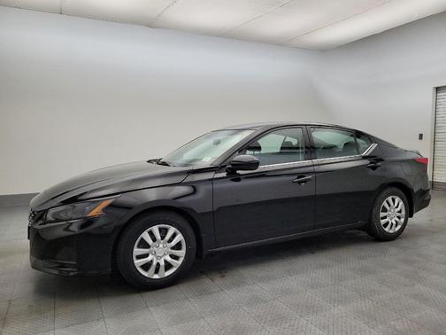 2023 Nissan Altima SR FWD