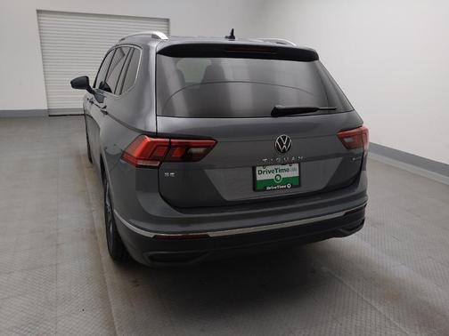 Platinum Gray Metallic 2023 Volkswagen Tiguan 2.0T SE 4MOTION